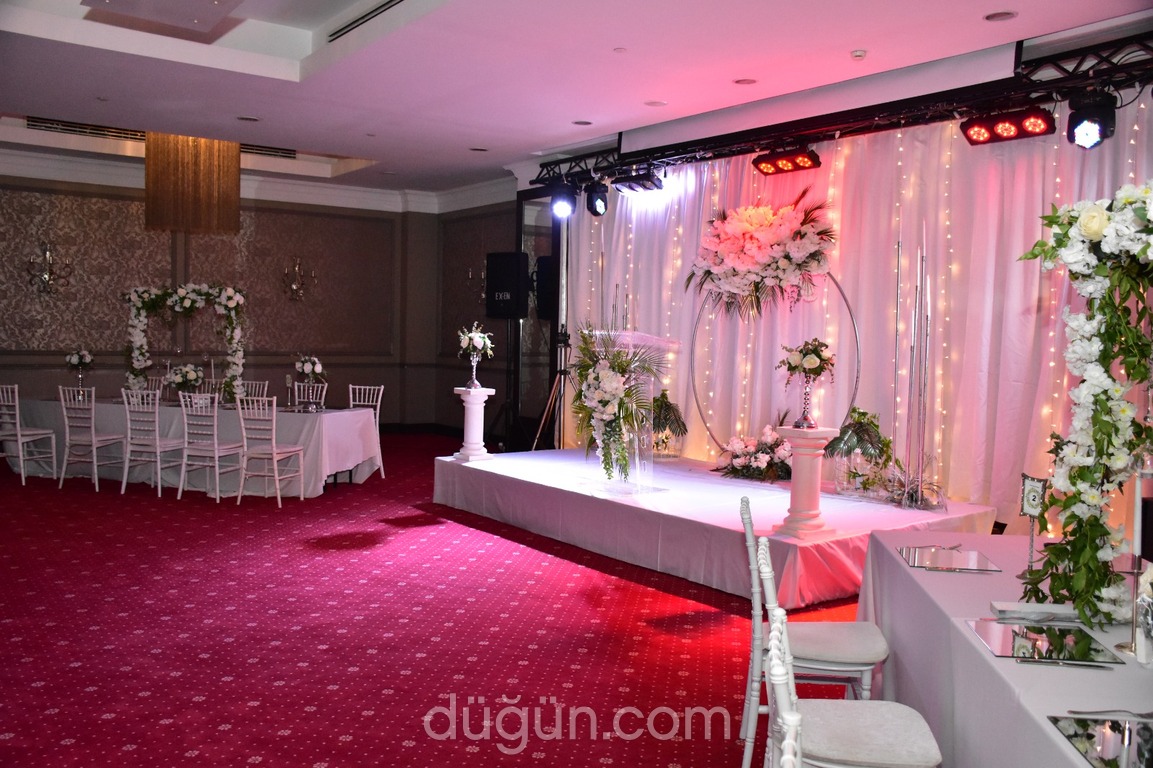 Suare İstanbul Holiday Inn Şişli