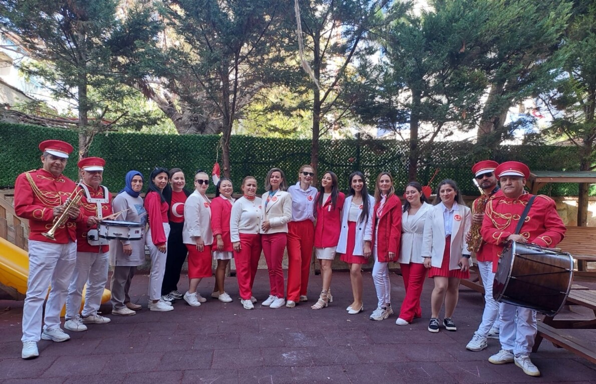 Bando Remifa, Trio, Orkestra, Fasıl