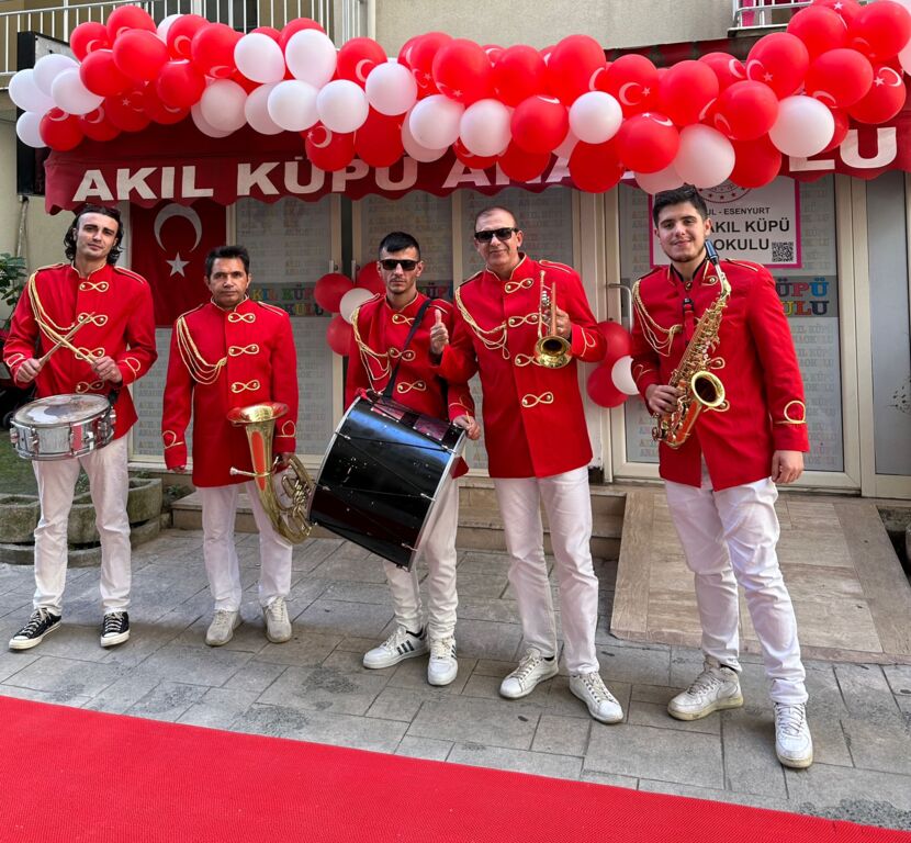 Bando Remifa, Trio, Orkestra, Fasıl