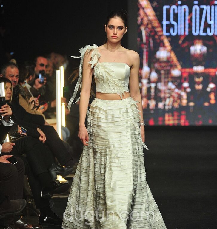 Esin Özyiğit Moda Evi
