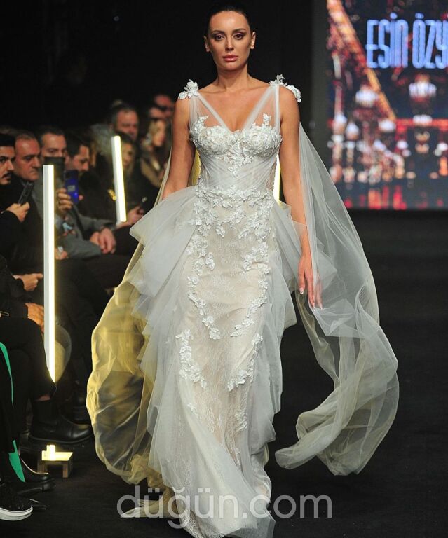 Esin Özyiğit Moda Evi