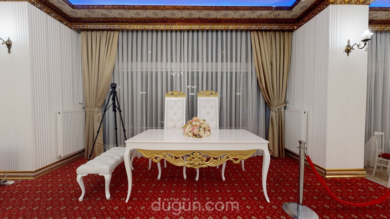 Zin D Home Dudullu Suits