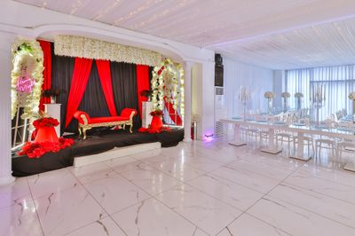 Margaret Davet & Wedding House