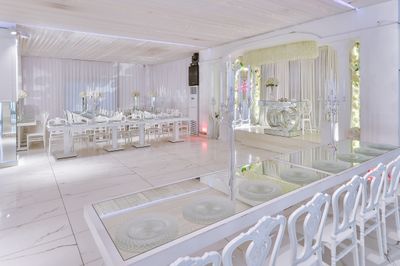 Margaret Davet & Wedding House