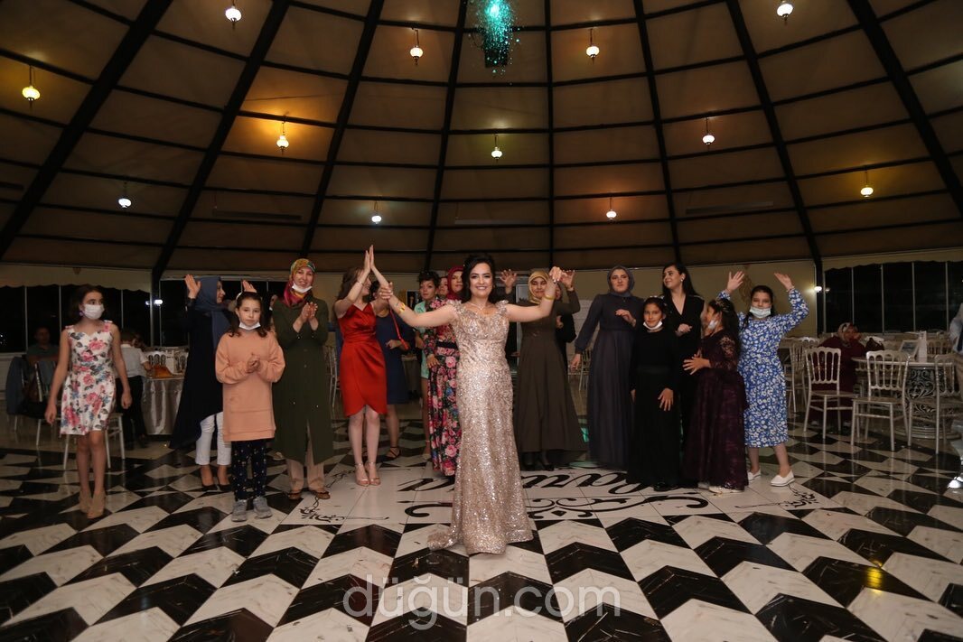 Larissa Kına ve Davet Salonu