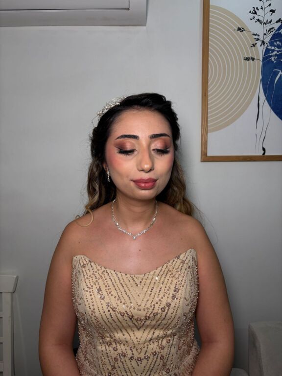 Çiğdem Yangın Hair-Makeup Artist