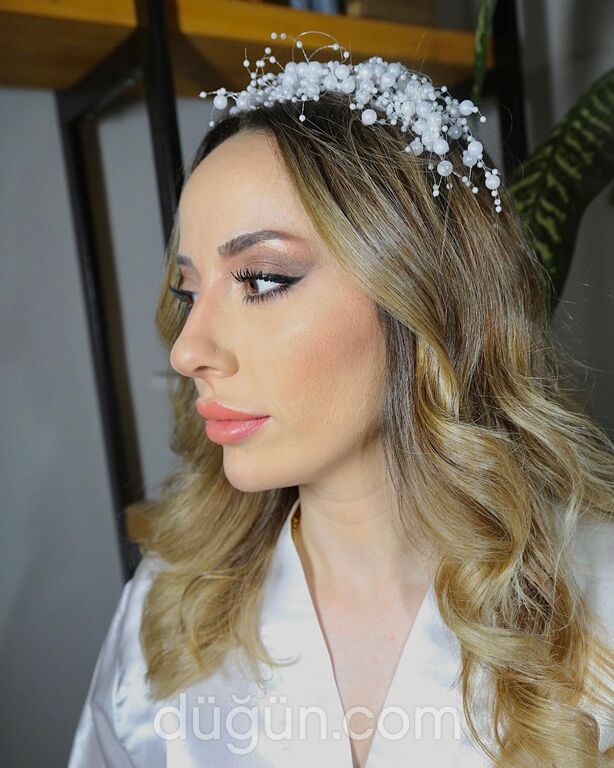Çiğdem Yangın Hair-Makeup Artist