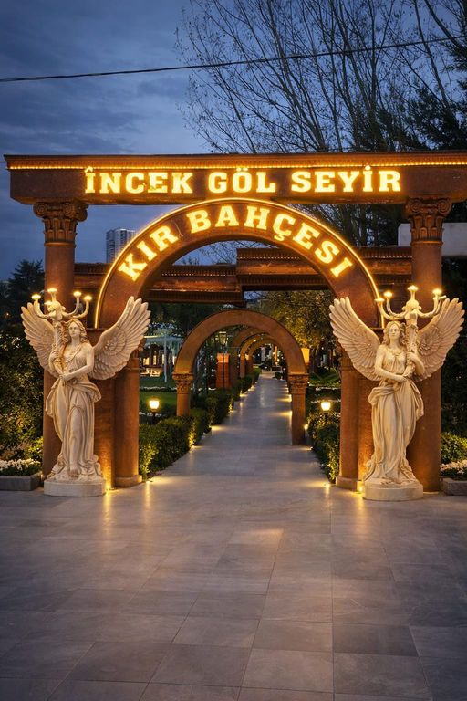 İncek Göl Seyir Kır Bahçesi Havuzbaşı