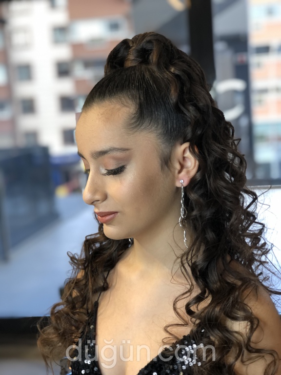 Ahmet Baki Saç Tasarım&Güzellik Merkezi