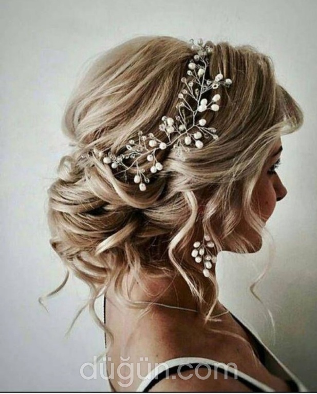 Ayhan Toraman Kuaför ve Güzellik Merkezi