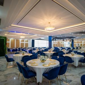 Flowers Düğün ve Toplantı Salonu