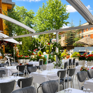 Üstad Restaurant