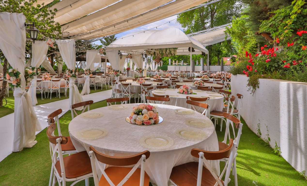 Çamlıca Köşk Gönül Bahçesi