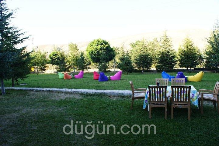 Özgür Bahçe Restaurant