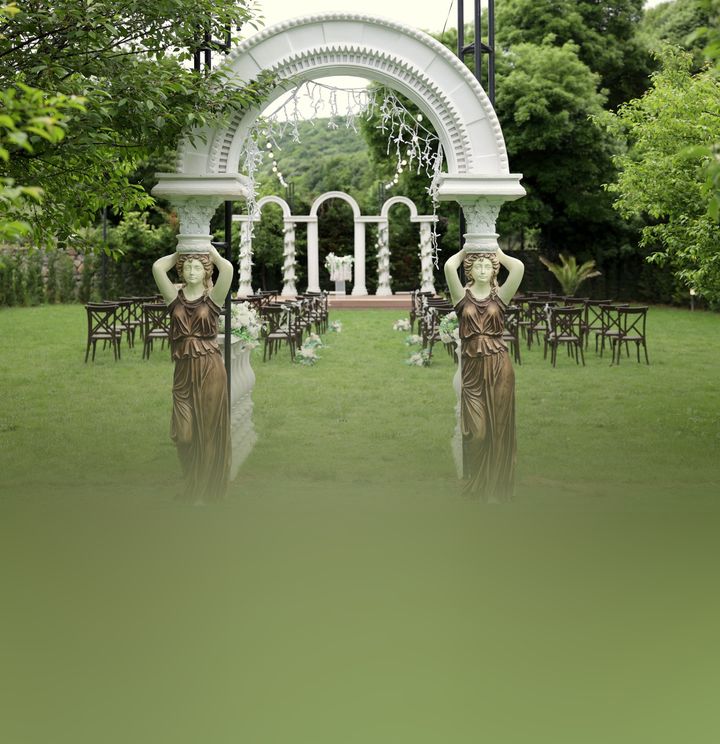 Adess Hotel