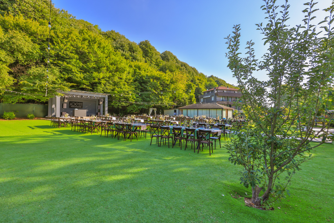 Adess Hotel