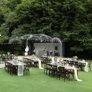 Adess Hotel