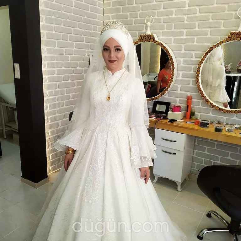 Gümüş Makas Bayan Kuaförü