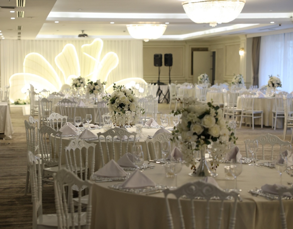 Ramada Hotel By Wyndham İstanbul Merter