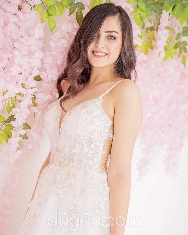 Esmin Sposa