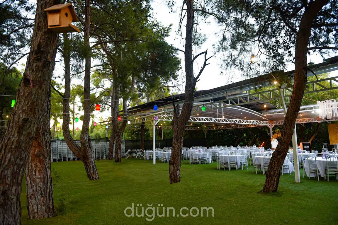 Yeniler Garden