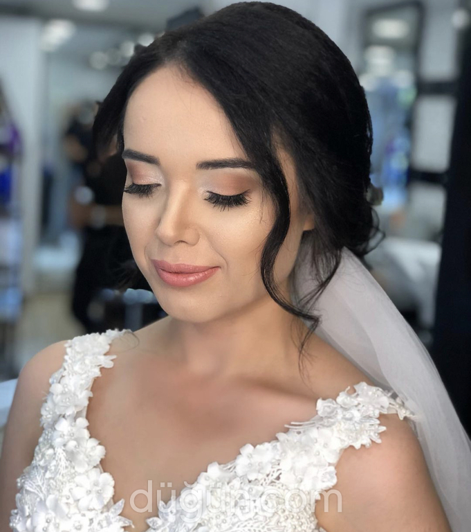 Vahit Çinkaya Saç Tasarım & Güzellik