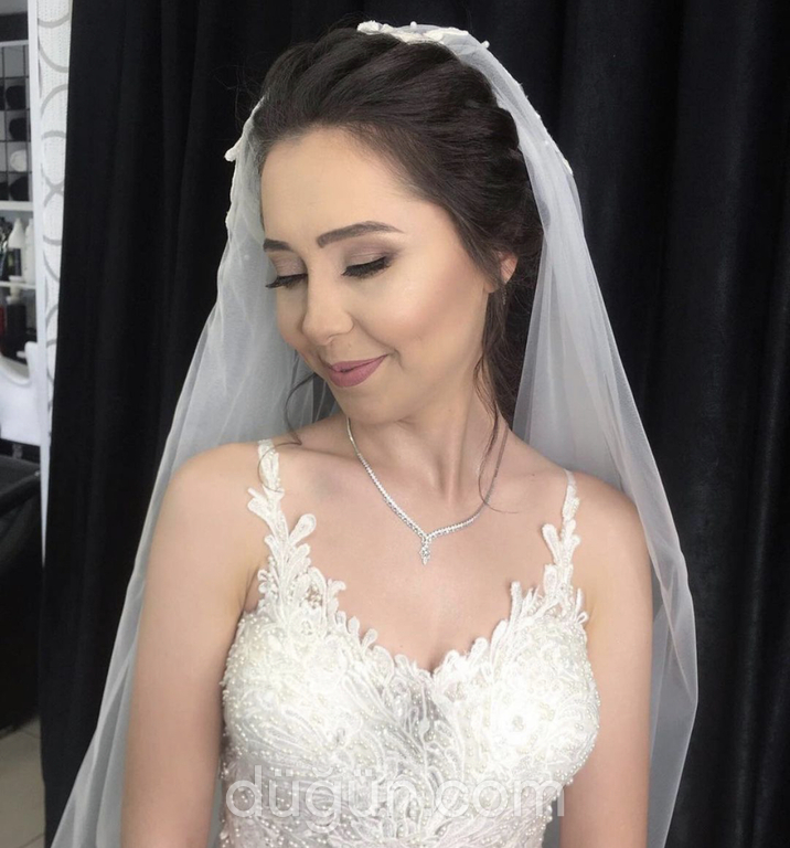 Vahit Çinkaya Saç Tasarım & Güzellik