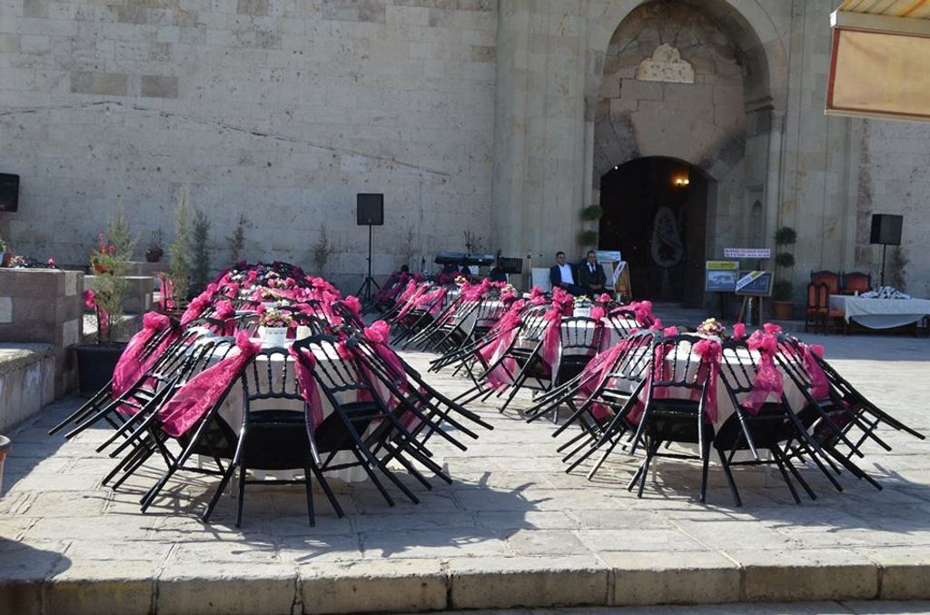 Tarihi Horozluhan Düğün Sarayı