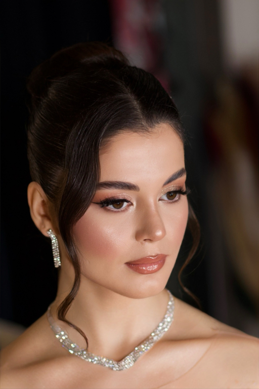 Hatice Efkan Make Up