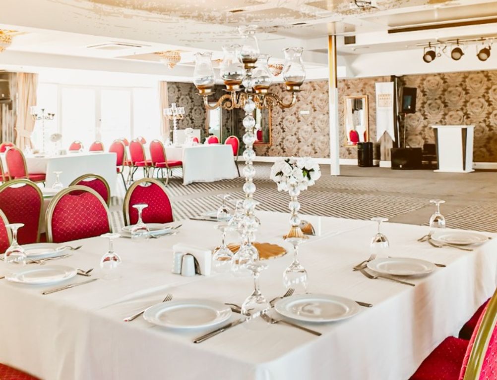 Grand De Luxe Amisos Hotel