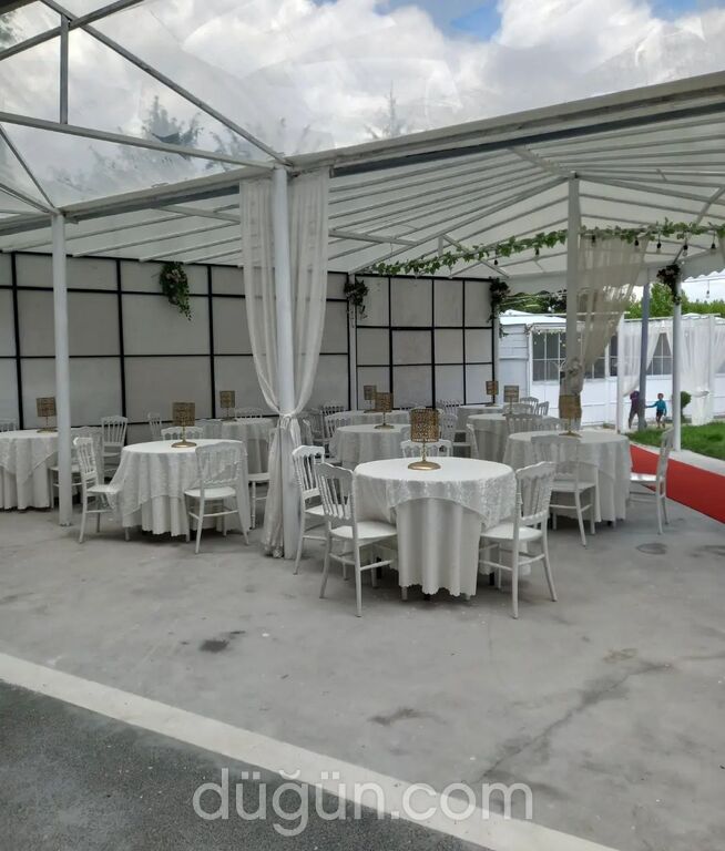 Beyaz Bahçe Altınpark