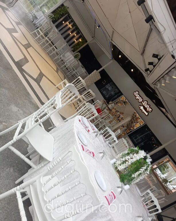 Beyaz Bahçe Altınpark