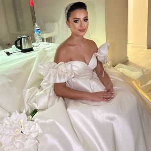 Emrah Çelik & Hacer Akalan Hair & Makeup