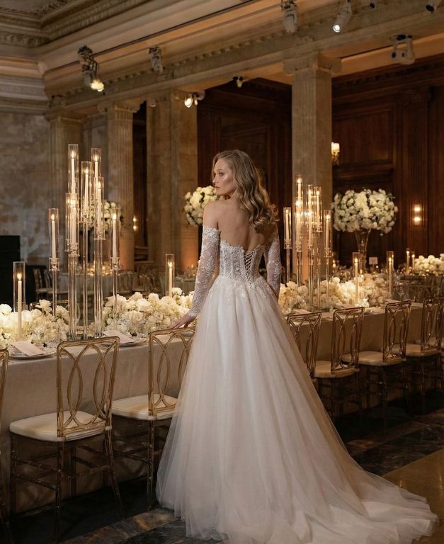 MA-4-25 A Kesim Vintage Sırt Dekolteli Gelinlik 3