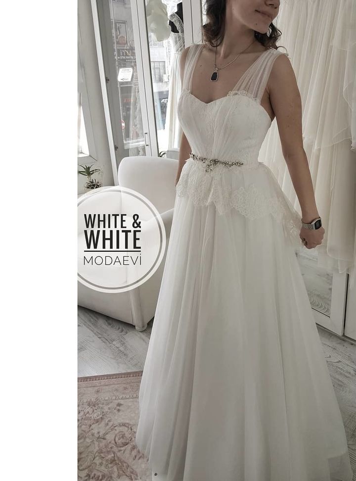 White & White Modaevi 33