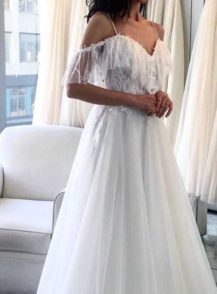 White & White Modaevi 20 A Kesim Düşük Omuz Göğüs Dekolteli Gelinlik