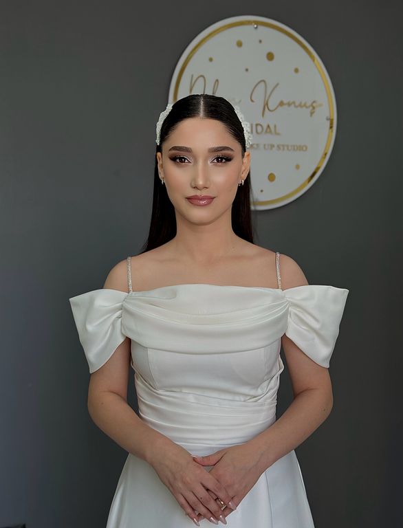 Dilan Konuş Bridal Hair & Make up Studio