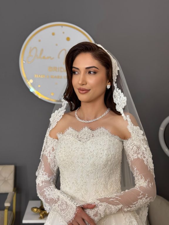 Dilan Konuş Bridal Hair & Make up Studio