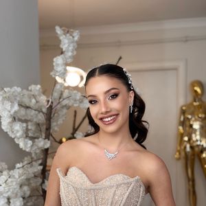 Dilan Konuş Bridal Hair & Make up Studio