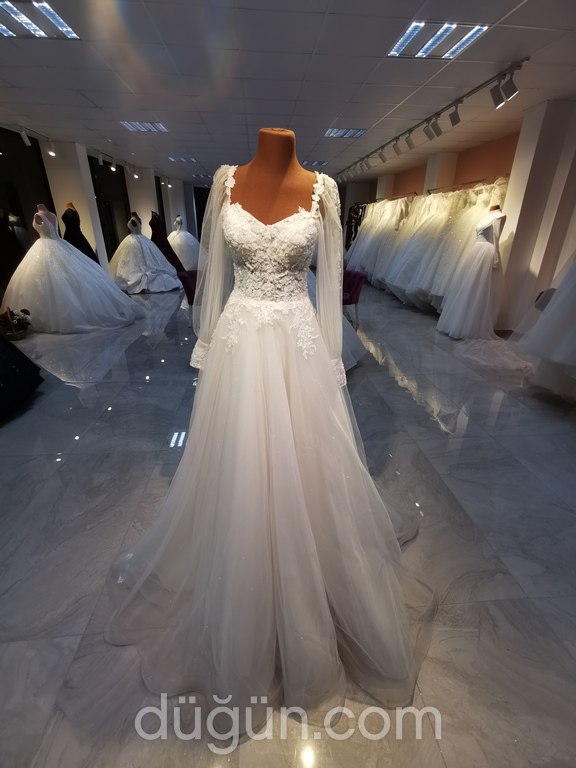 Melik Özel Gelinlik