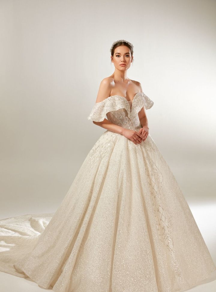 DB-48 Bohem Prenses Kesim Sırt Dekolteli Gelinlik