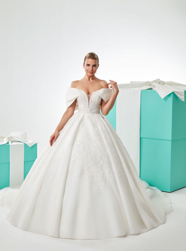 DB-83 Bohem Prenses Kesim Sırt Dekolteli Gelinlik