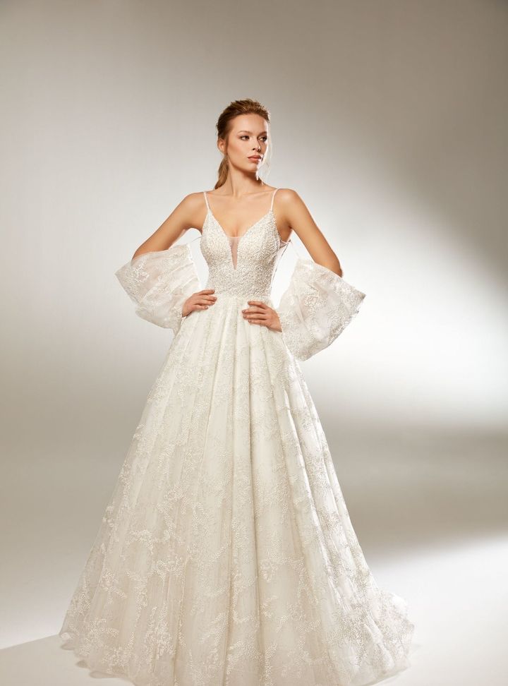 DB-57 A Kesim Helen Sırt Dekolteli Gelinlik