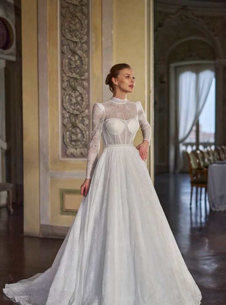 DB-9 Prenses Kesim Vintage Sırt Dekolteli Gelinlik