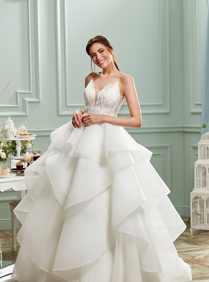 DB-115 Prenses Kesim Sırt Dekolteli Göğüs Dekolteli Gelinlik