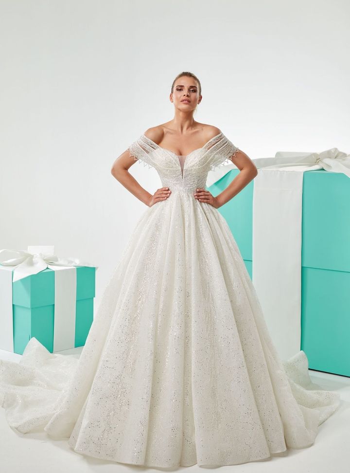 DB-71 A Kesim Helen Kayık Yaka Gelinlik