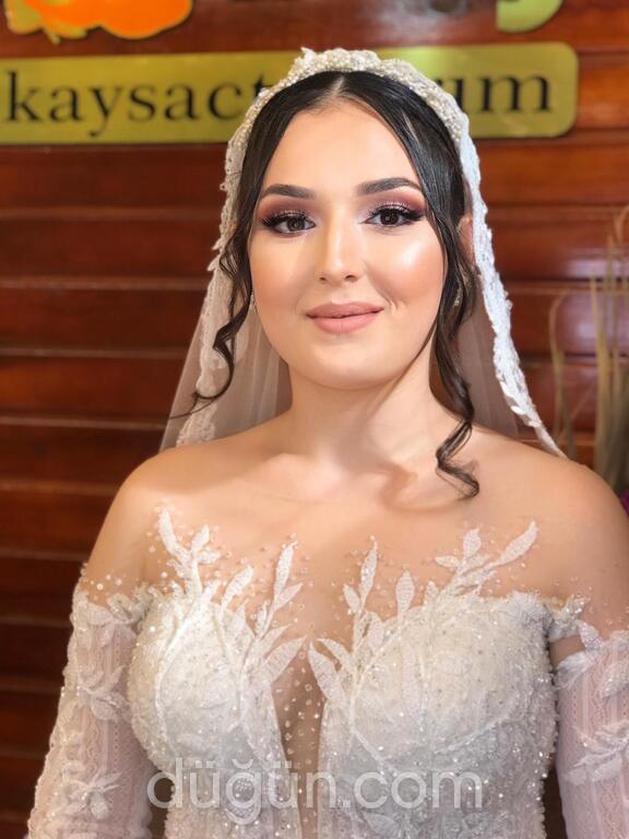 İlkay Saç Tasarım