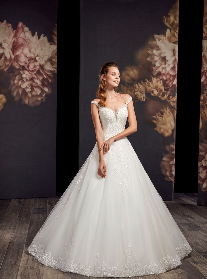 BS00544  A Kesim Büyük Beden Sırt Dekolteli Gelinlik