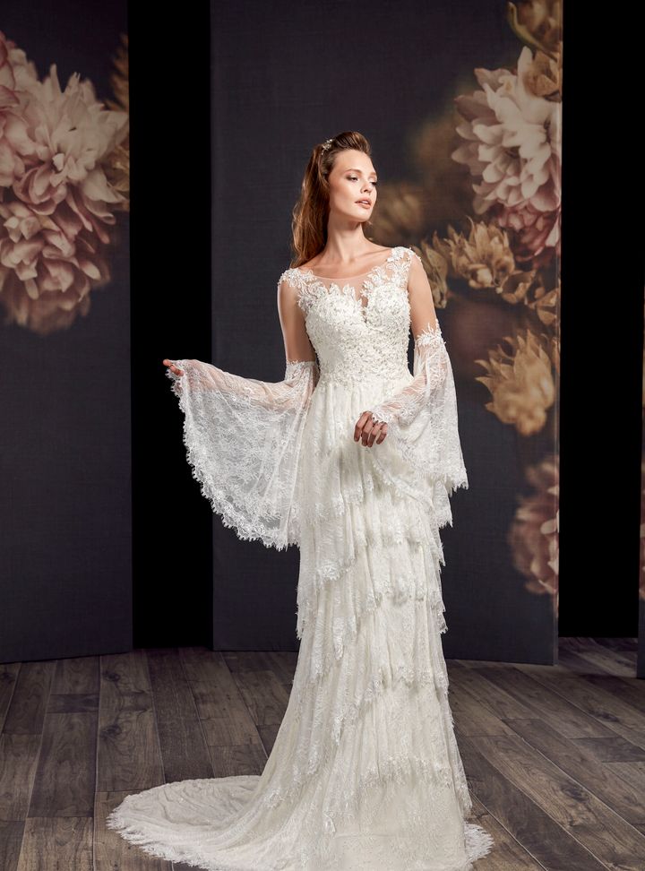 BS00713  Bohem Kayık Yaka Sırt Dekolteli Gelinlik