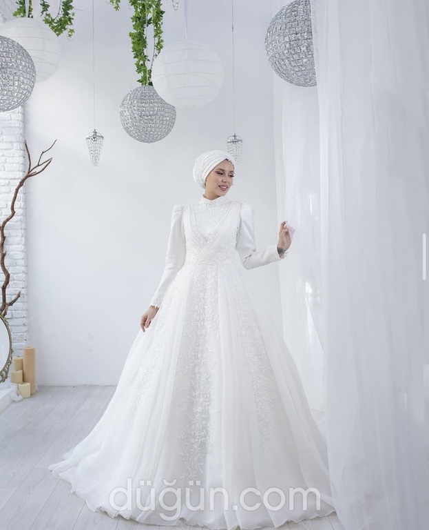 Saadet Gelinlik ve Moda Evi